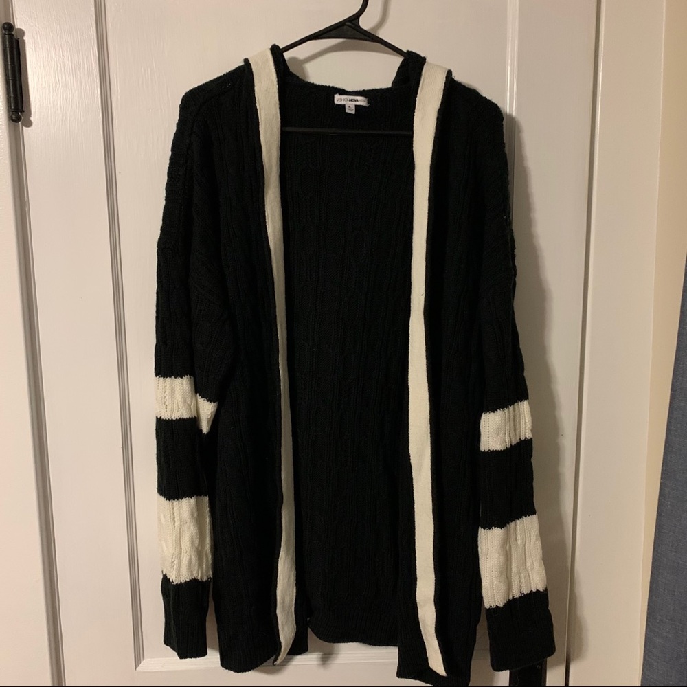 Hooded cardigan Men’s L Fashion Nova